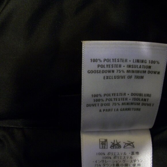 Patagonia Women's Black Down Puffer Coat with Hood - Picture 16 of 16